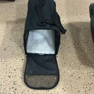Collapsible Cat Carrier